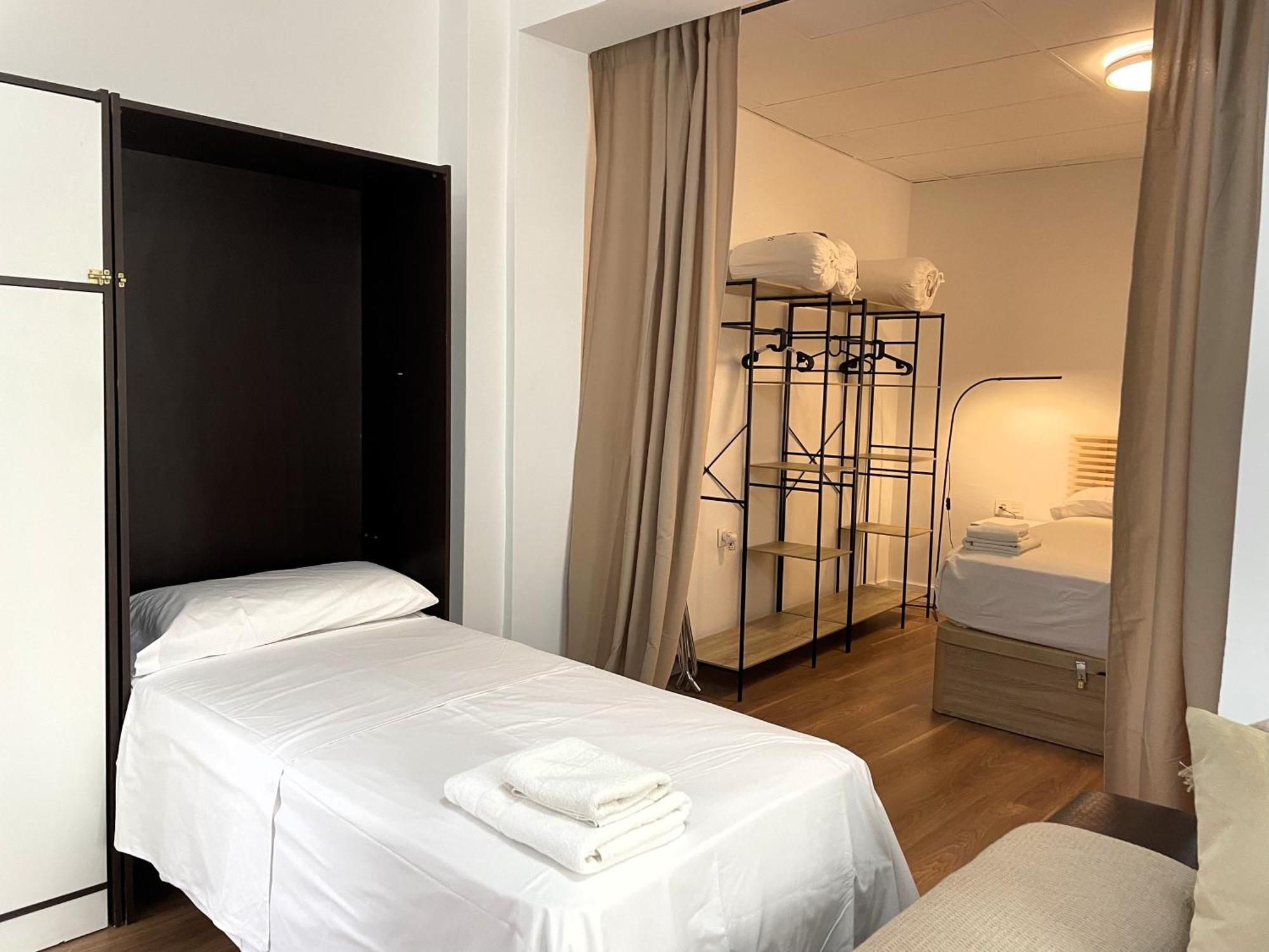 Apartamento Calma Carihuela Beach - 10 Metros De La Playa Torremolinos Eksteriør billede