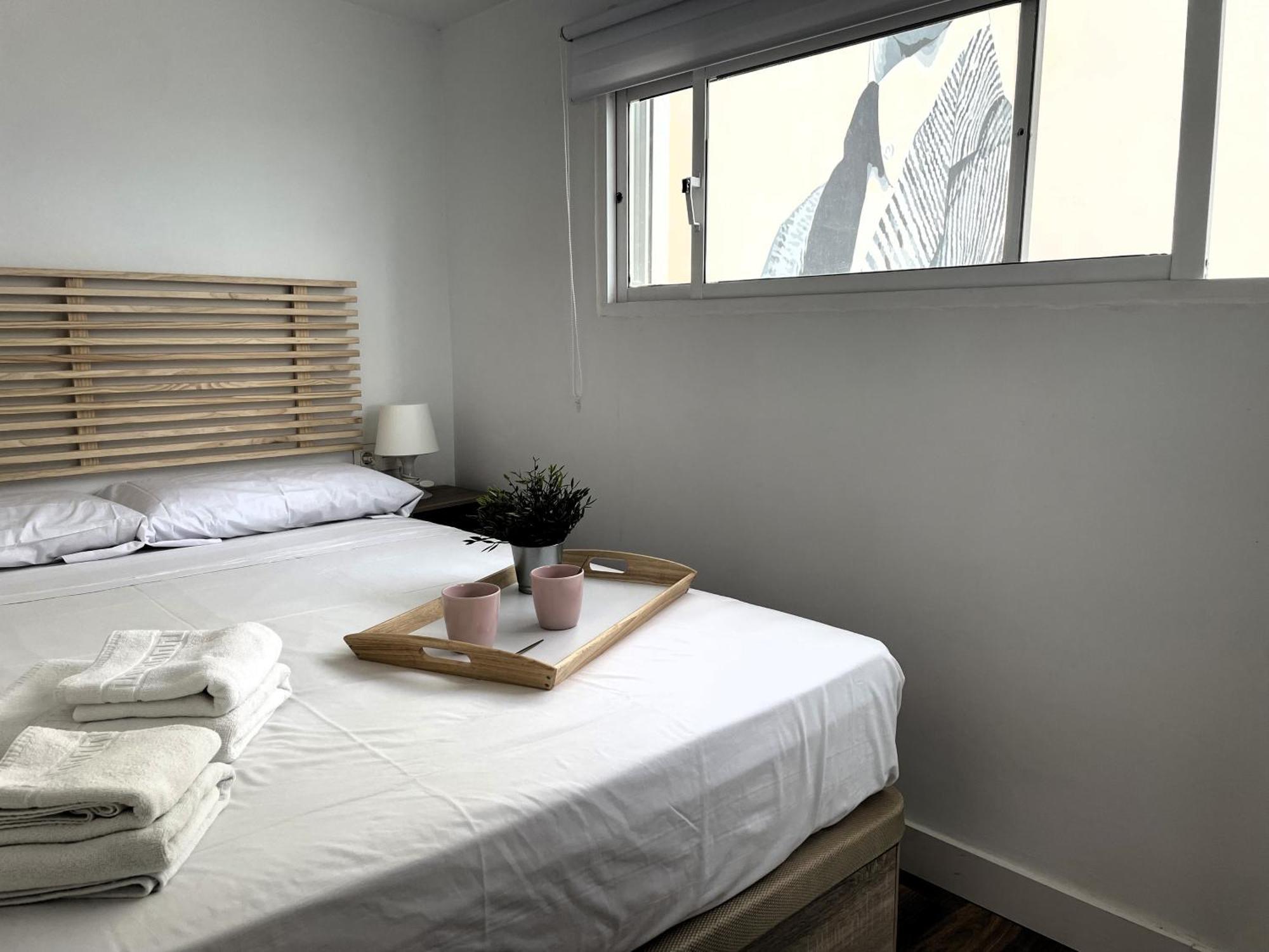 Apartamento Calma Carihuela Beach - 10 Metros De La Playa Torremolinos Eksteriør billede