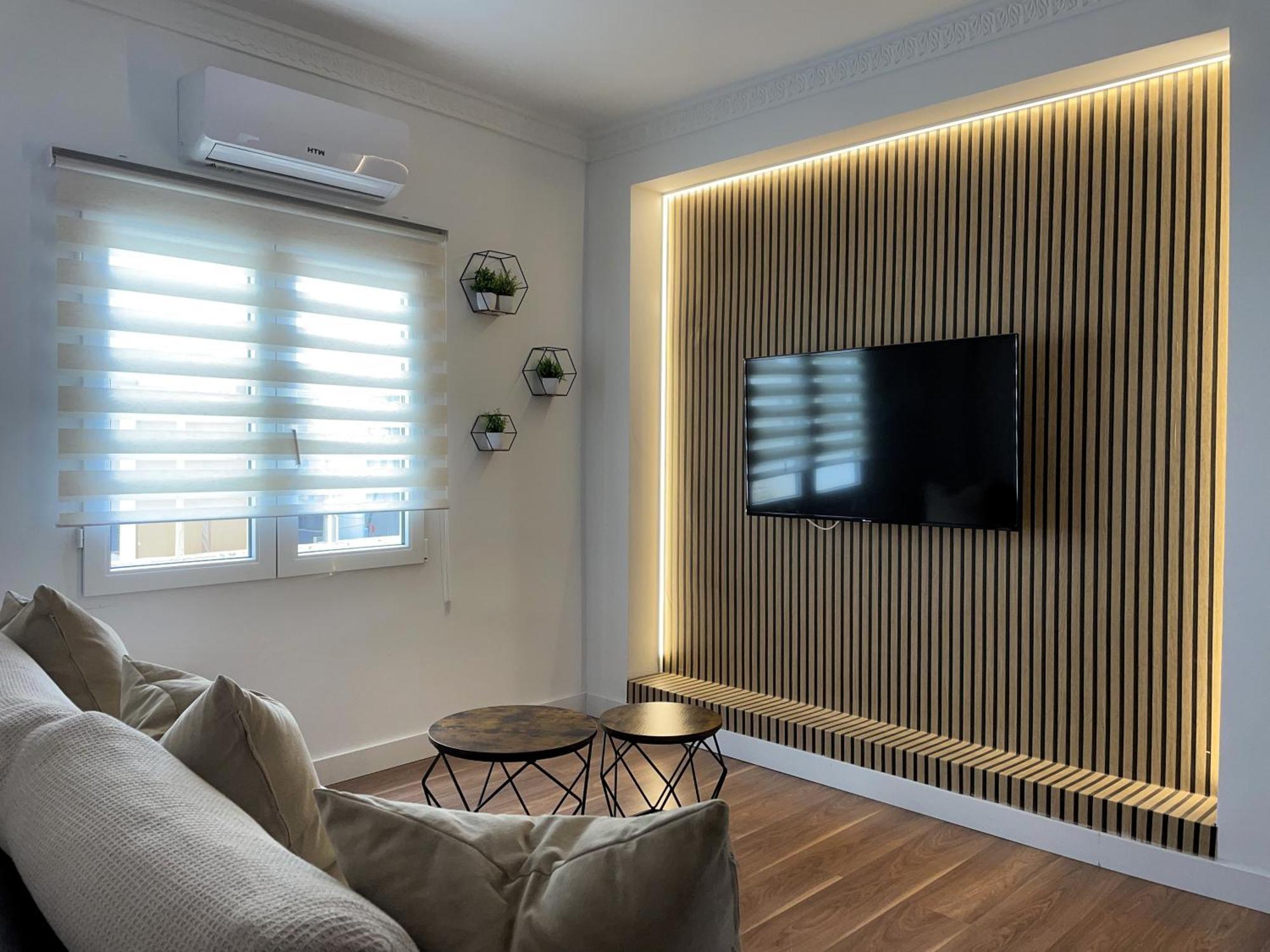 Apartamento Calma Carihuela Beach - 10 Metros De La Playa Torremolinos Eksteriør billede